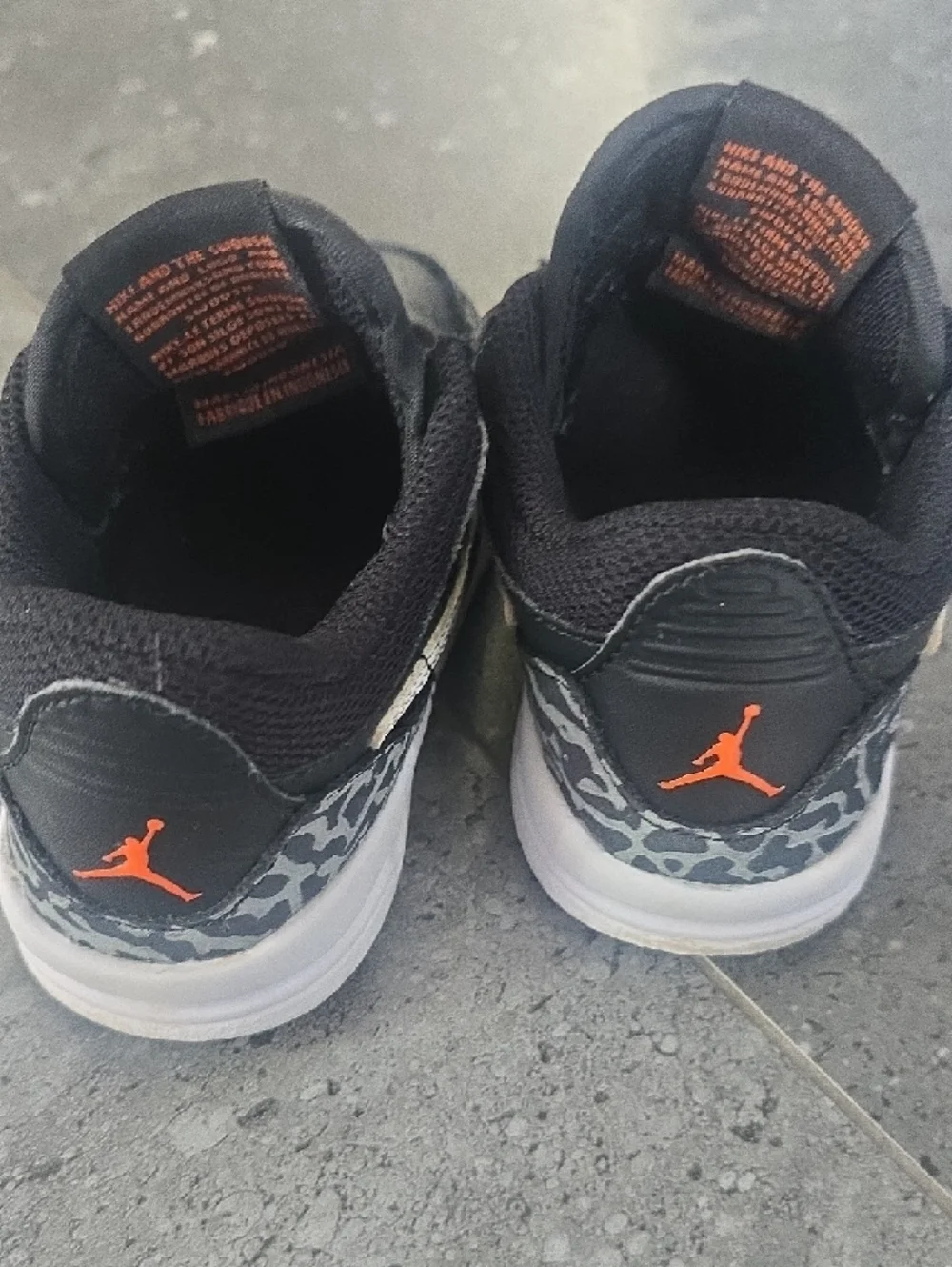 Nike Kids Black Sneakers with White Laces and Orange Logos - Picture 5 of 10
